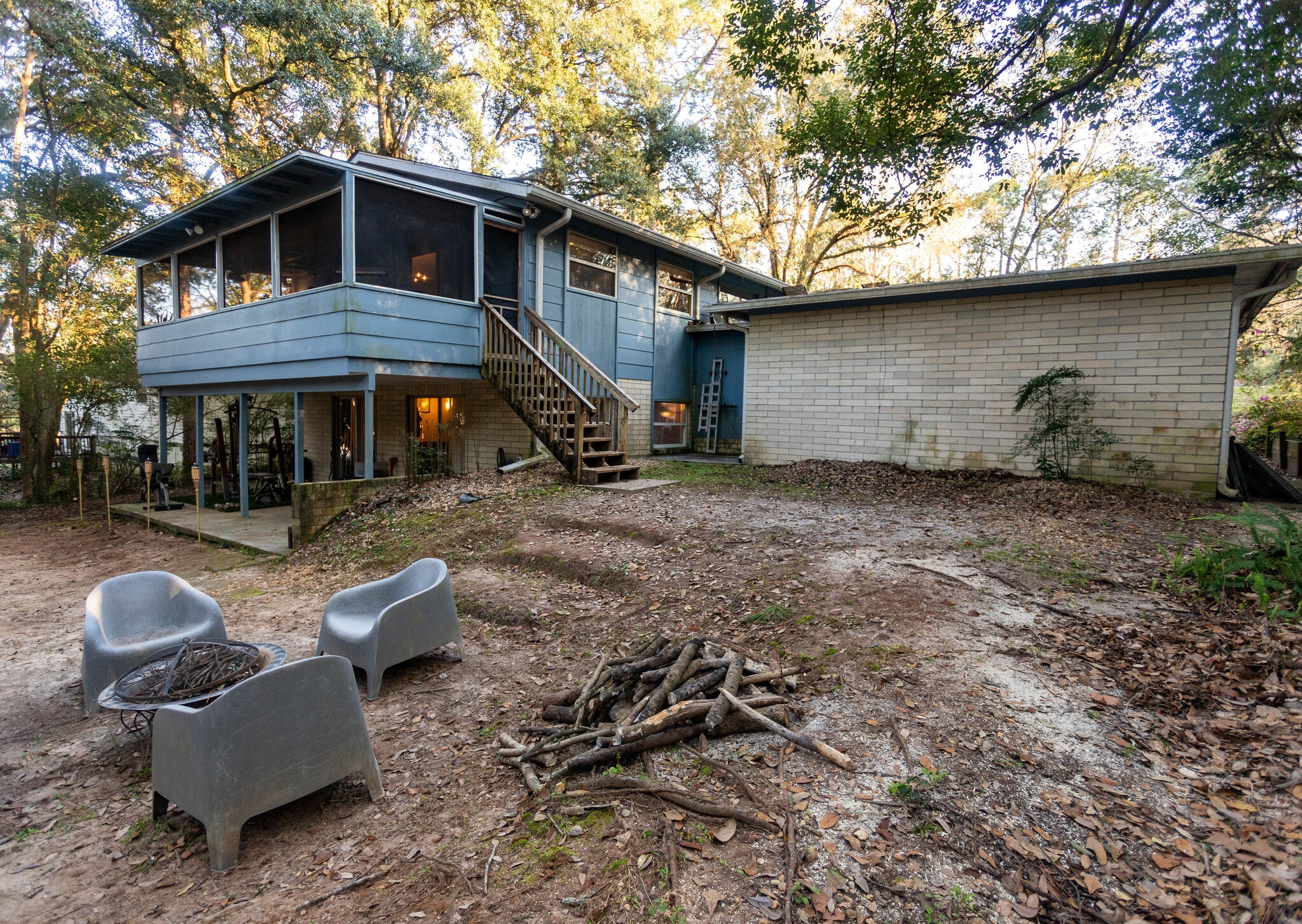 Building Photo - 1804 Westridge Dr