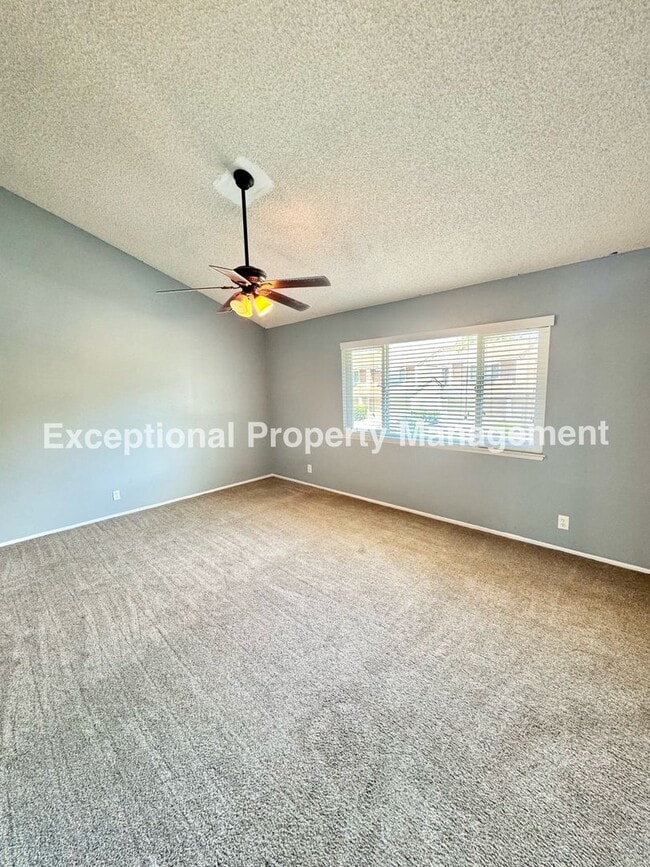 Building Photo - 8419 Cedarwood Ln