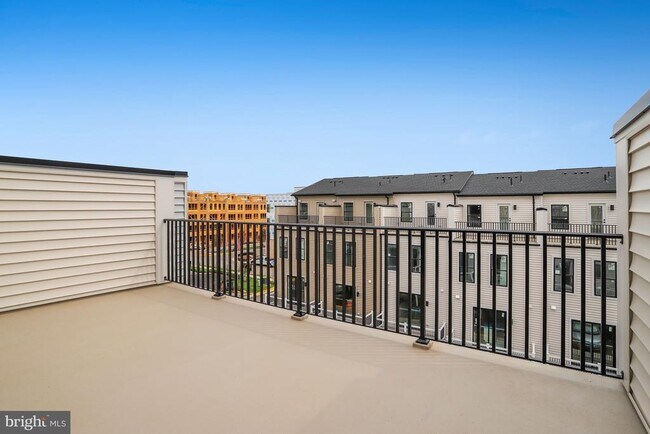 Building Photo - 24983 Rosslare Harbour Ter