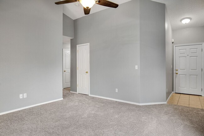 Building Photo - Freshly Updated 3-Bedroom Home for Rent in South Boise