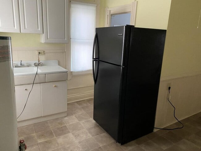 Building Photo - 1380 East 43rd Street #Down