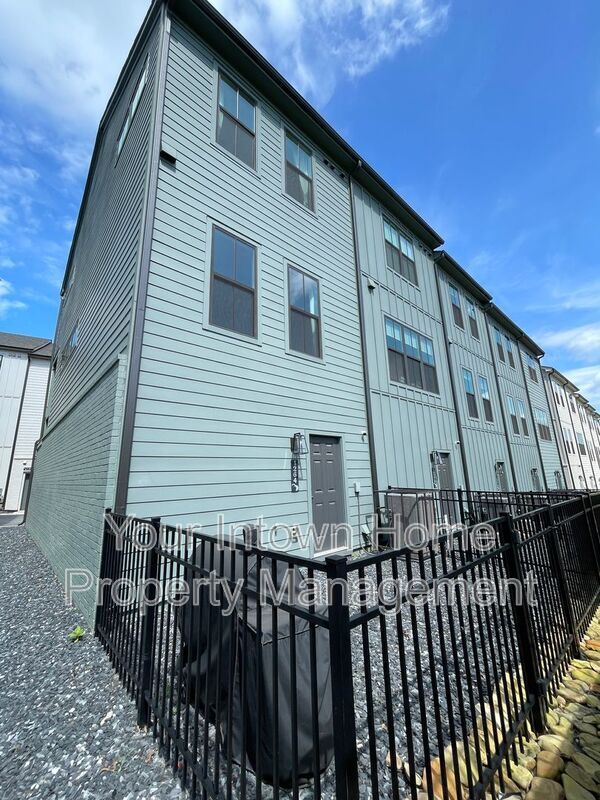 Building Photo - 1264 Zucchini Cir SE