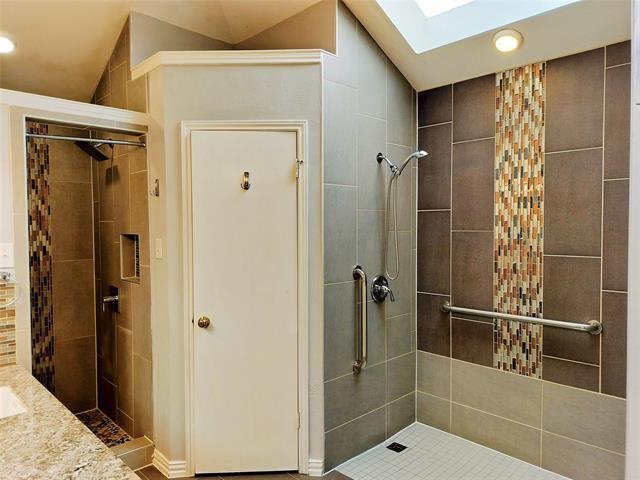 Building Photo - 2110 Teton Pl