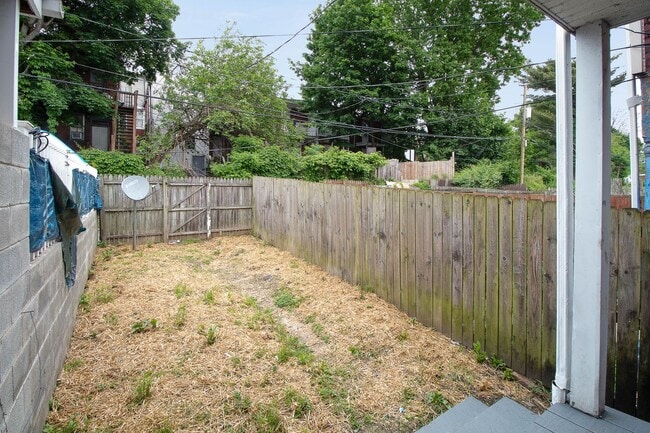 Building Photo - Remodeled 3 bedroom 1 bath home in Harrisburg,  PA