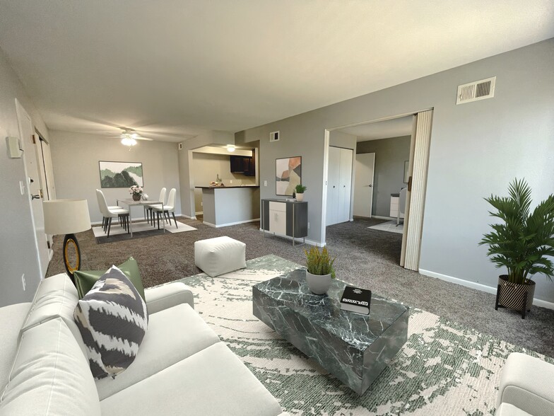 Building Photo - Centurion House