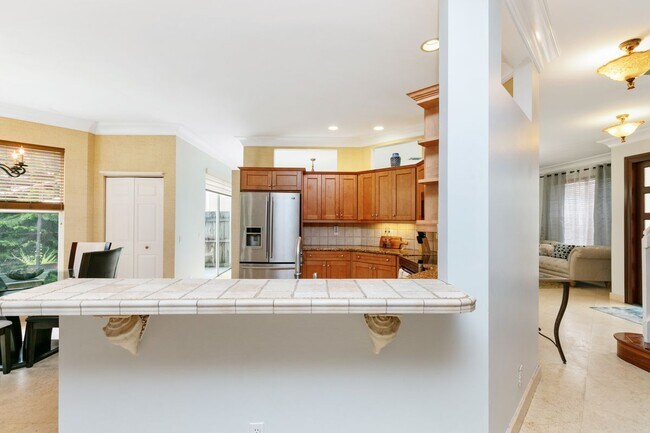 Building Photo - 3626 Newport Ave