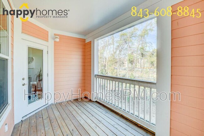 Building Photo - 2223 Chatelain Way