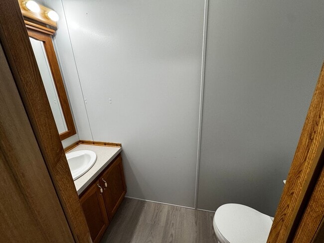 Building Photo - Very large yard great location a nice older doublewide Home