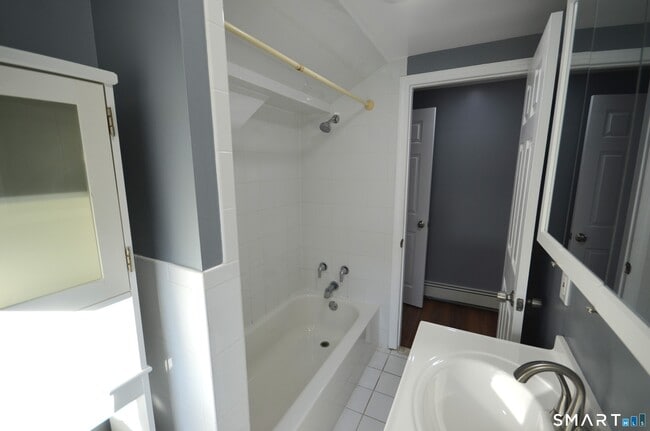 Building Photo - 70 Westfield Ave