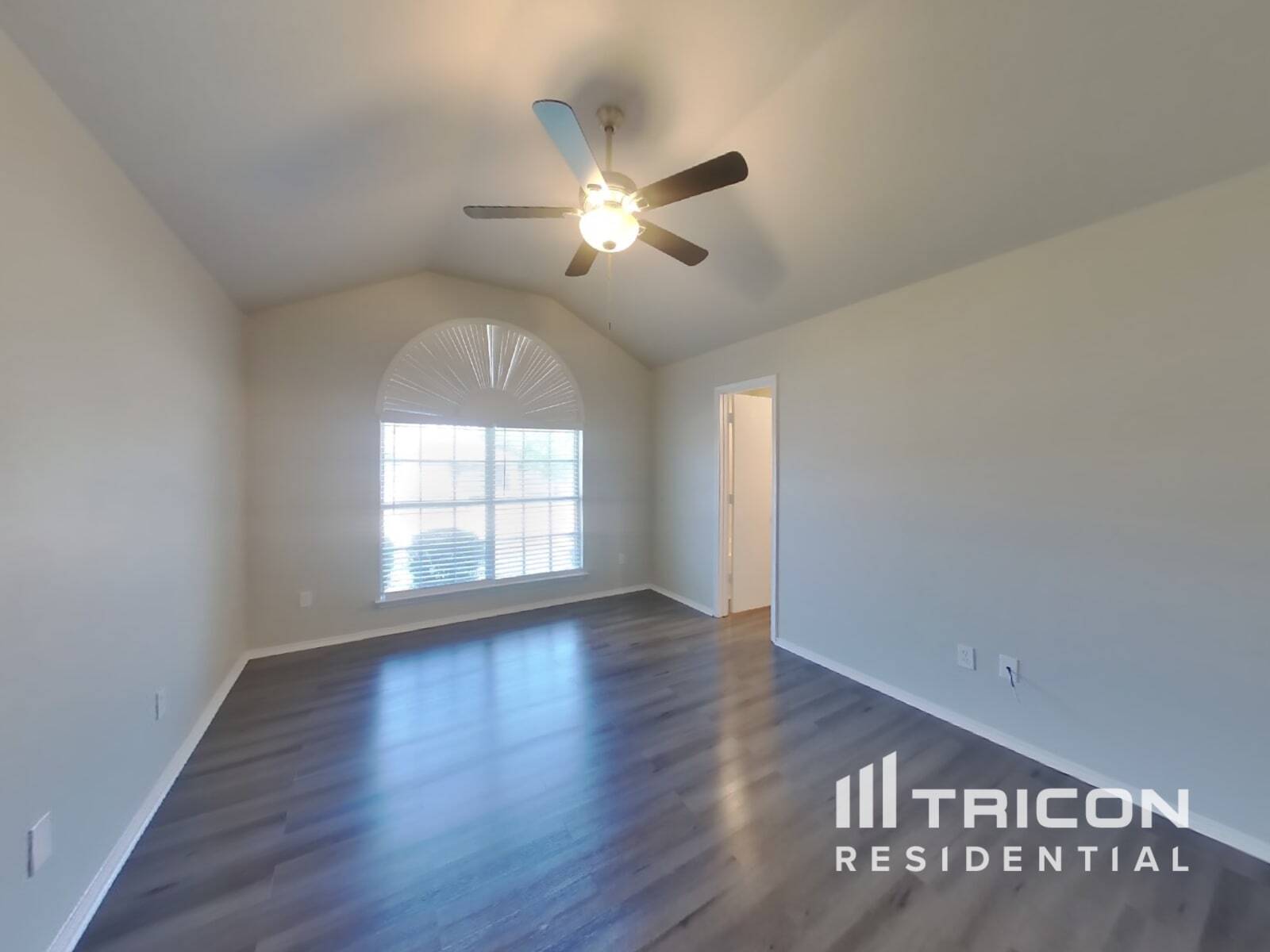Building Photo - 1410 Misty Meadow Dr