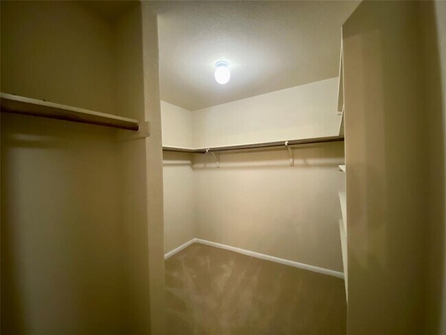 Building Photo - 3012 Tilmon Ln.