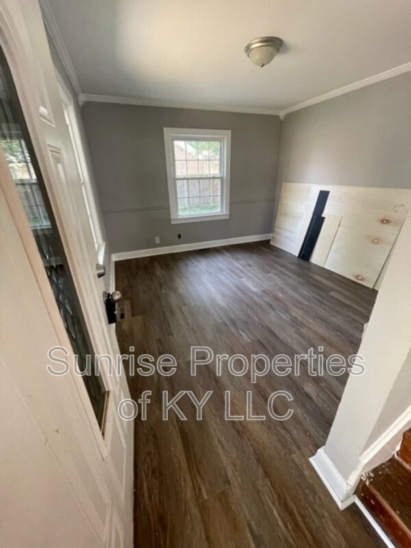 Building Photo - 4814 Westside Dr
