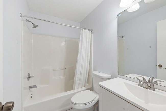 Building Photo - 1258 SW Cynthia St