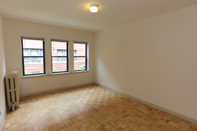 Building Photo - 5740 N Winthrop Ave