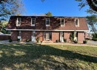 Building Photo - Modern 2-Bedroom Apartment with Washer & Dryer!