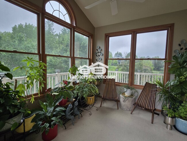 Building Photo - 15420 Plumstone Dr