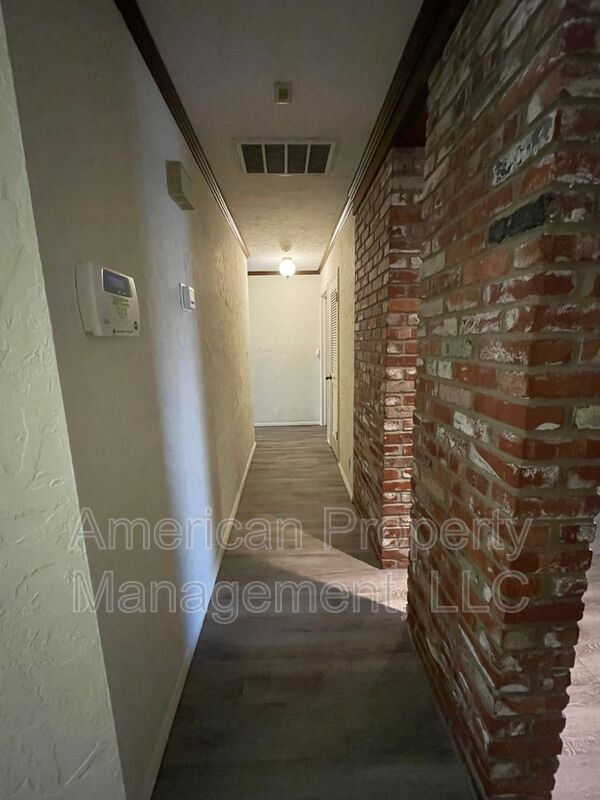 Building Photo - 2911 East 78th St S