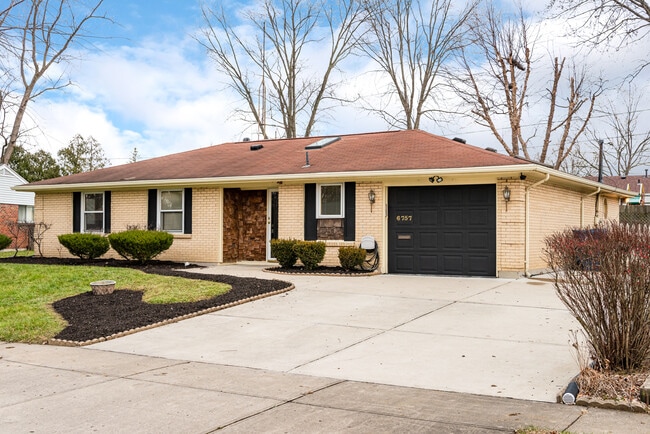Building Photo - 6757 Summerdale Dr