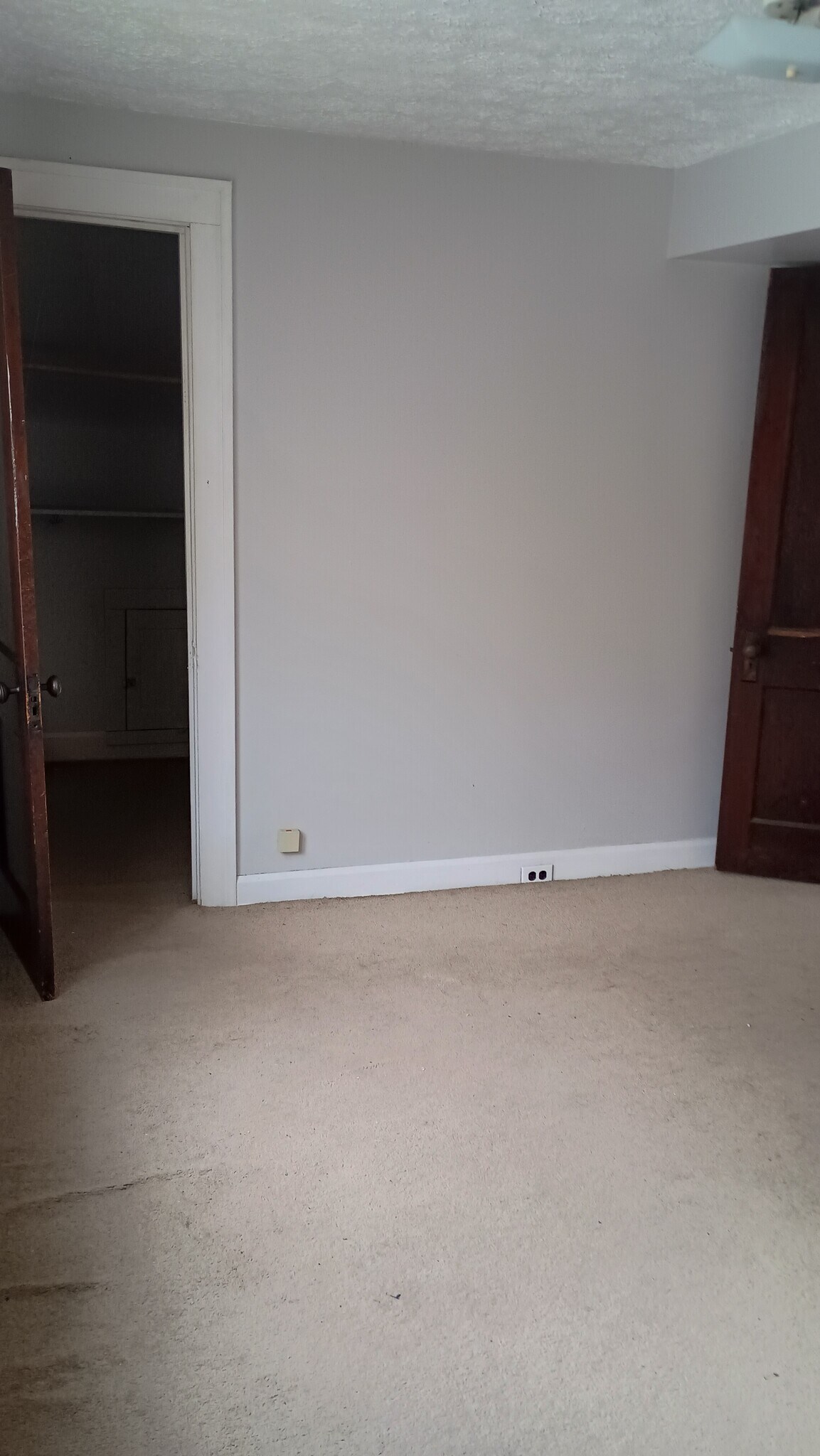 Building Photo - 3683 W 136th St