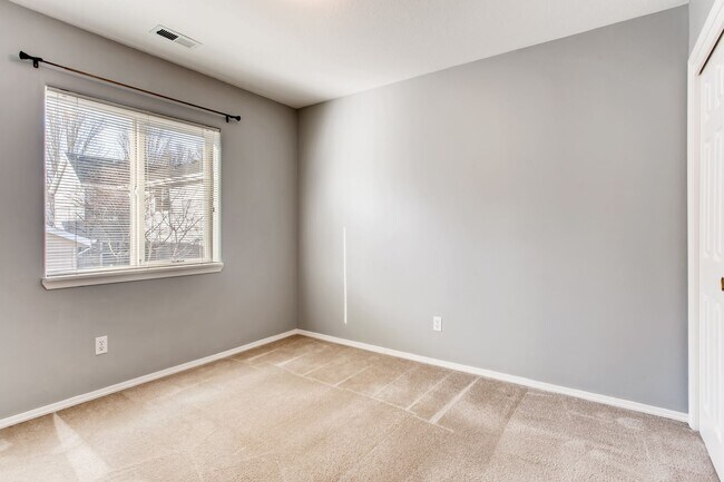 Building Photo - 16940 SW Kattegat Dr