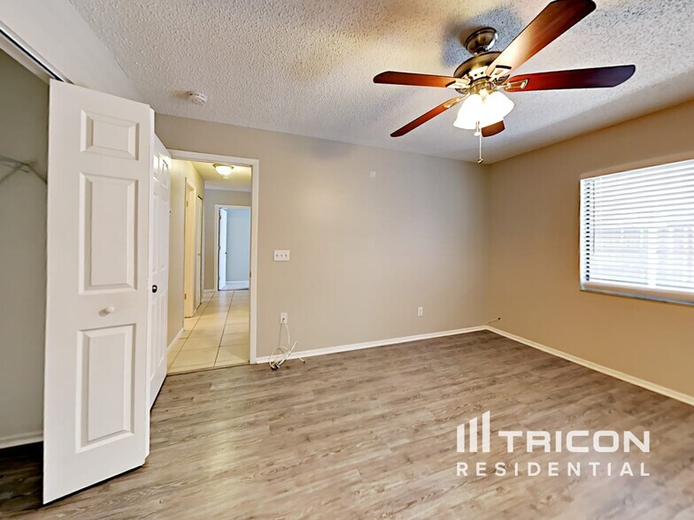 Building Photo - 12318 Cloverstone Dr