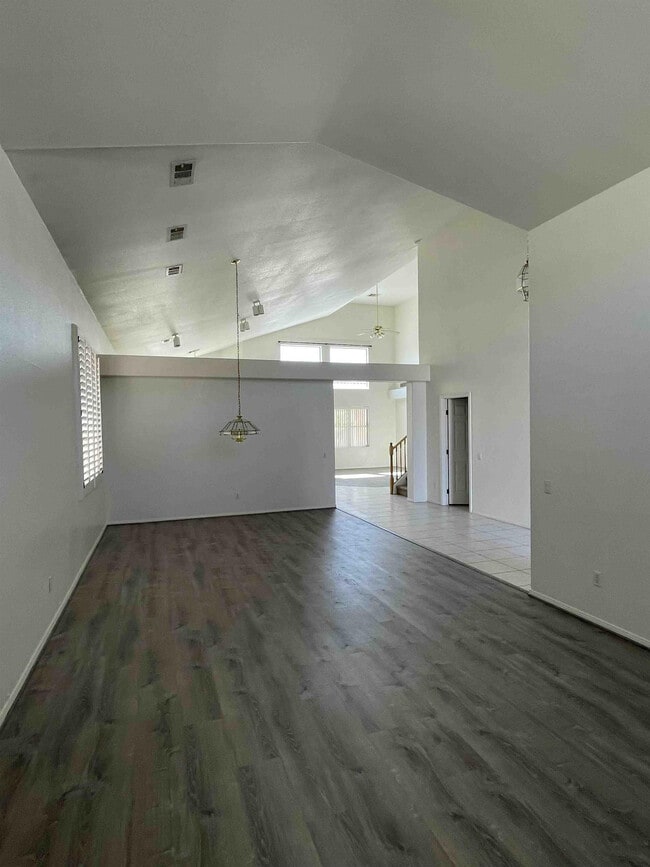Building Photo - 8609 Highland View