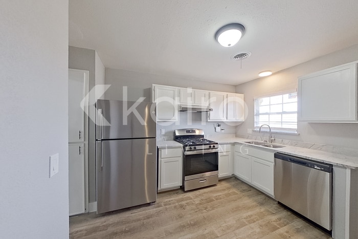 Building Photo - 2012 Ron Dr