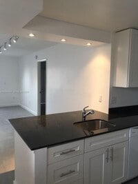 Building Photo - 860 NE 209th Terrace
