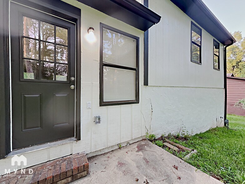 Building Photo - 37 Freda Jane Ln