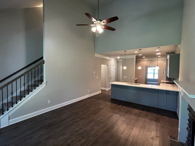 Building Photo - 1935 Preservation Cir