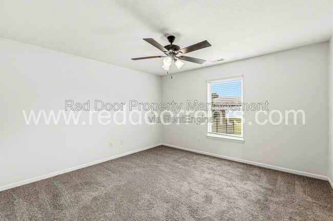 Building Photo - 127 Broadmoor Bend