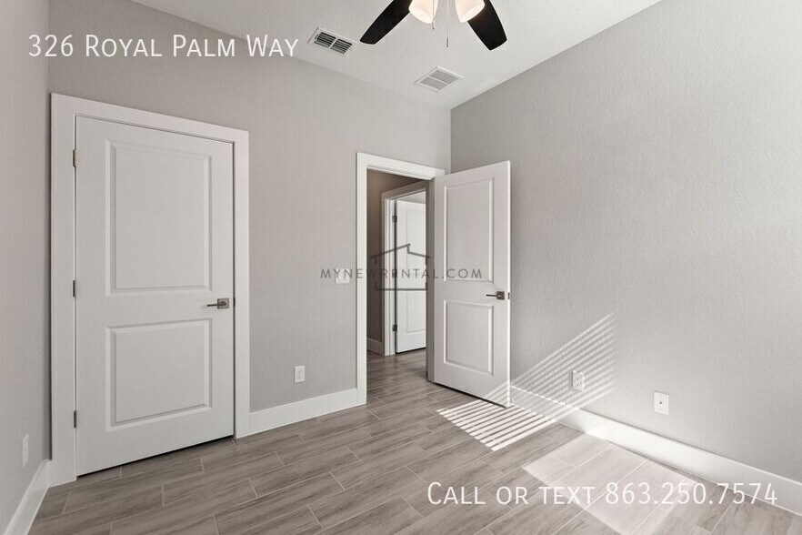 Building Photo - 326 Royal Palm Wy