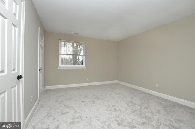 Building Photo - 411 Stiles Ave