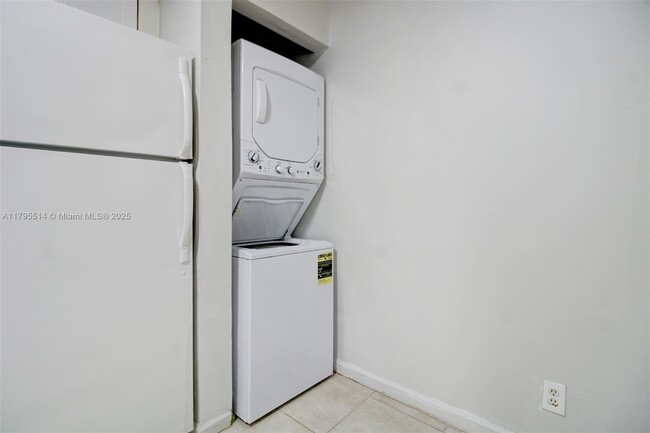 Building Photo - 2451 NW 56th Ave