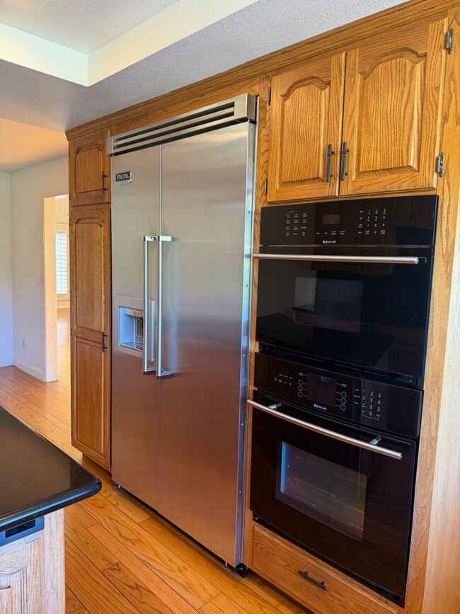 Building Photo - 742 Liquidamber Pl