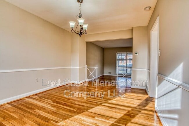 Building Photo - 6149 Dunroming Rd