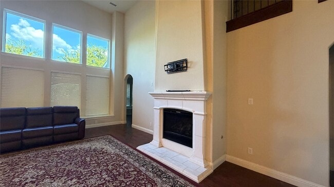 Building Photo - 6728 S Fork Dr