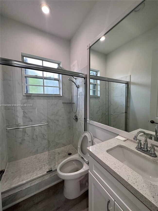 Building Photo - 11123 NW 71st Terrace