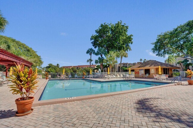 Building Photo - 755 Dotterel Rd