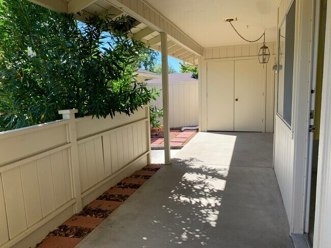 Building Photo - 6544 Stone Bridge Rd