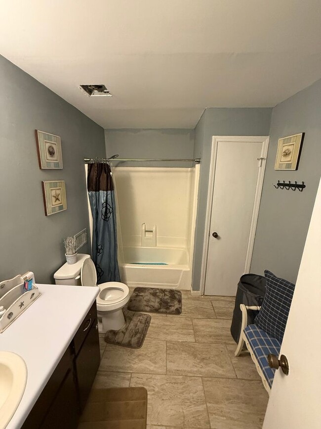 Building Photo - The Lodge at Trojan Way