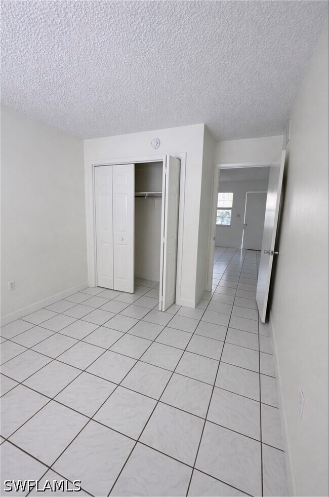 Building Photo - 3325 Arpt Rd S