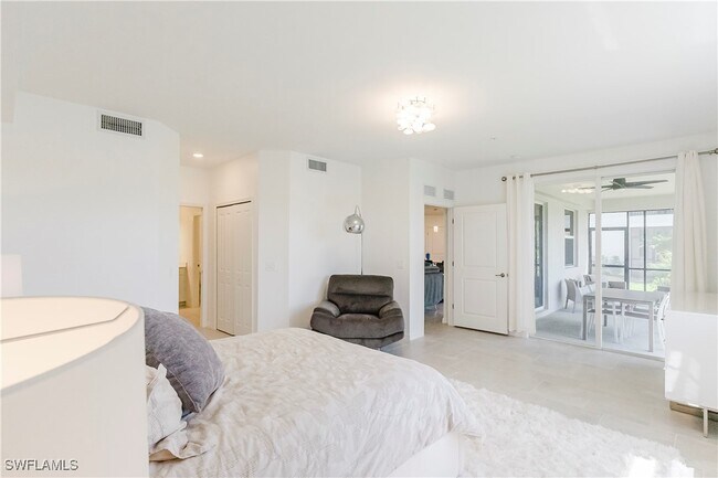 Building Photo - 5740 Oakmont Ct