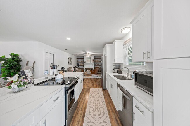 Building Photo - 109 Friar Tuck Dr