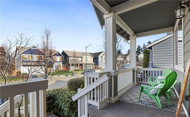 Building Photo - Beautiful large 4 bedroom home in the High...