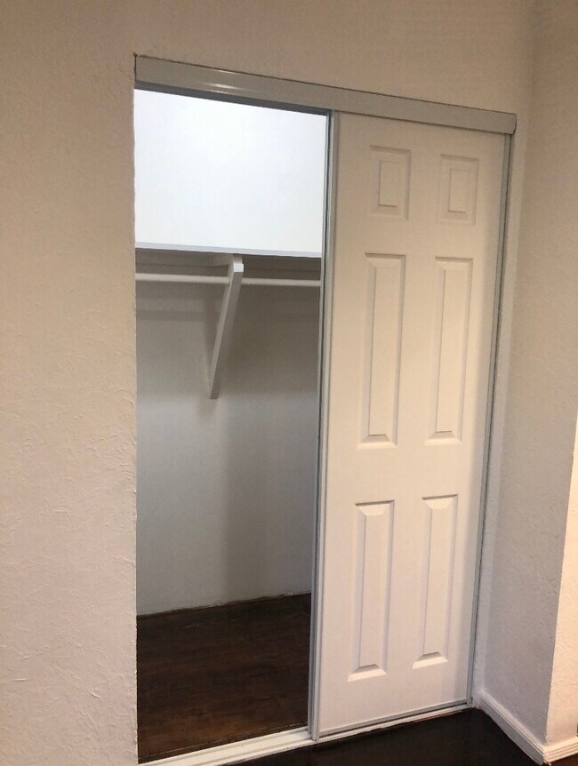 Building Photo - 6600 Orange St