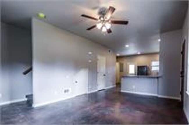 Building Photo - 4114 N 54th St