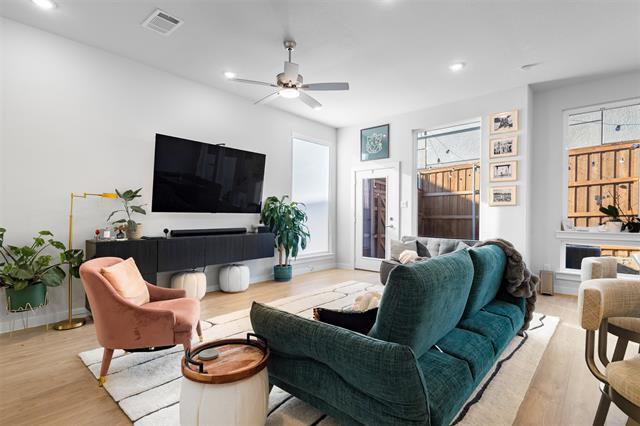 Building Photo - 114 Enclave Wy