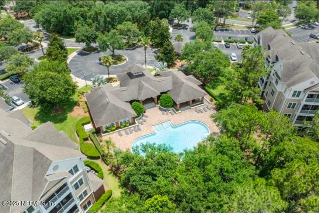 Building Photo - 13364 Beach Blvd