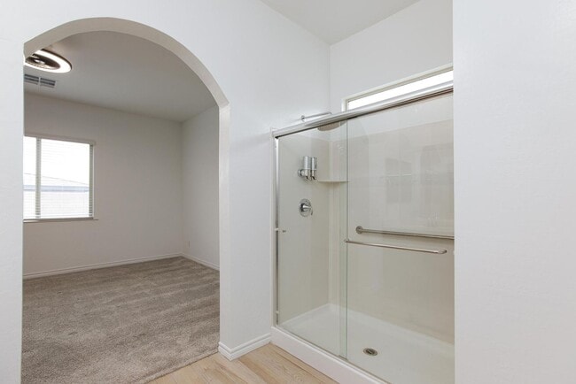 Building Photo - 55+ Guard-Gated Home – Move-In Ready